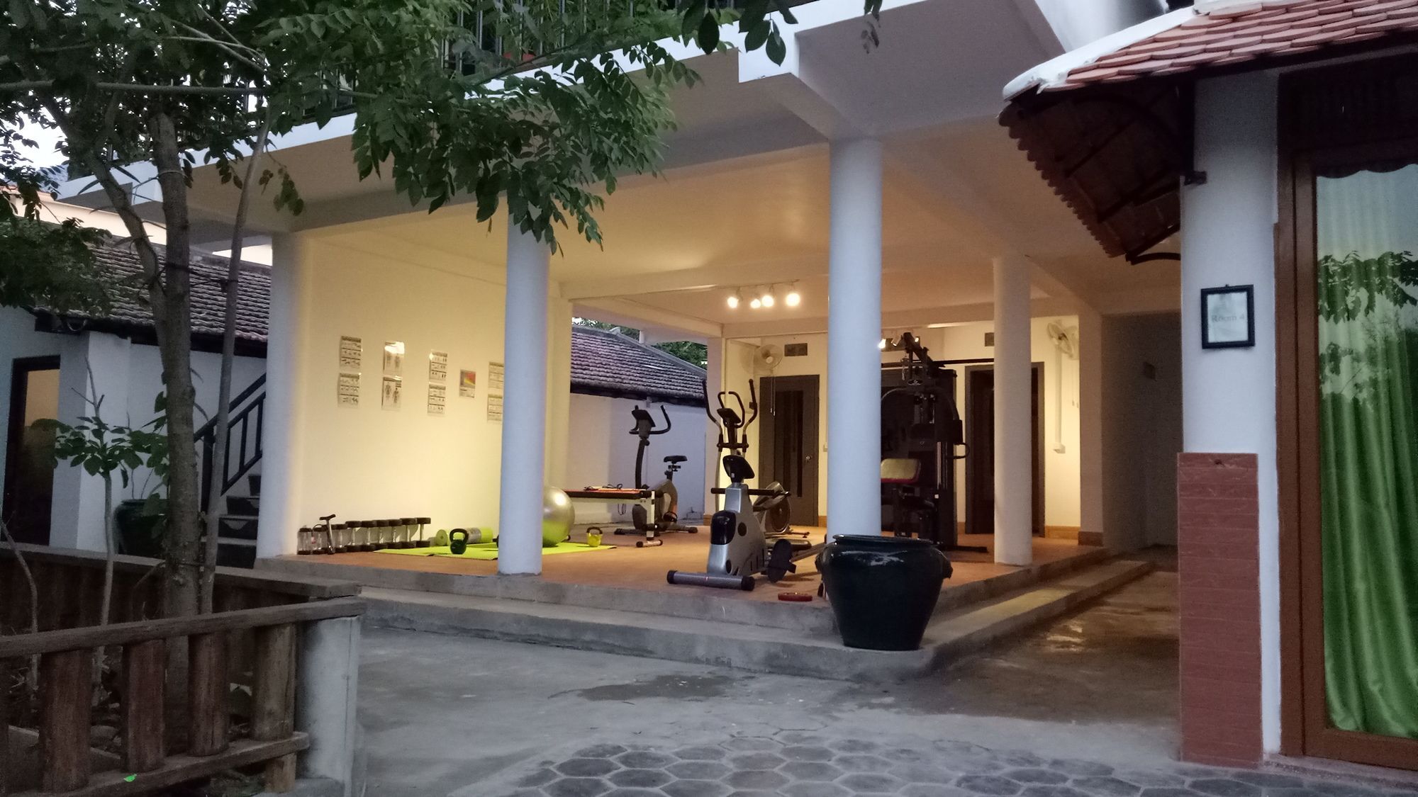 Samathi Lake Resort Phnom Penh Luaran gambar